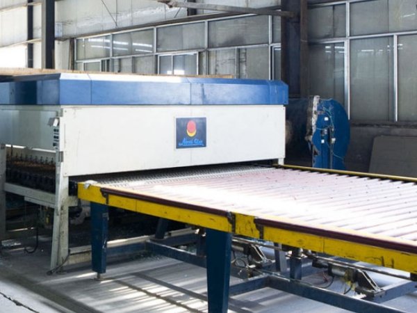 Liquid Crystal Glass